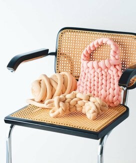 まるで「ギョーザのようなバッグ」が人気。30分で簡単に自作できる