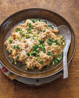 調味料はしょうゆだけ！たたきレンコンと鶏ひき肉の梅レンジ蒸し
