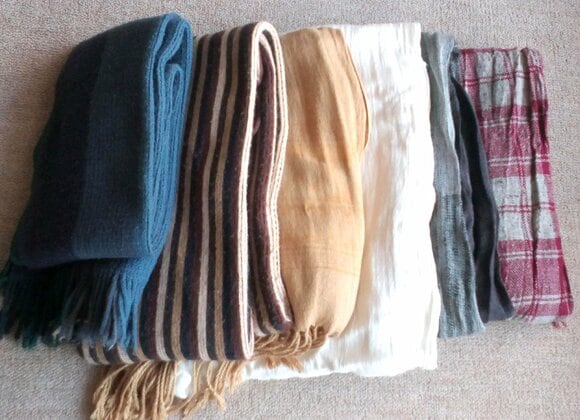 ストールとマフラー横並べ