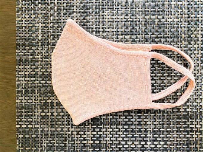 小さいニットマスク