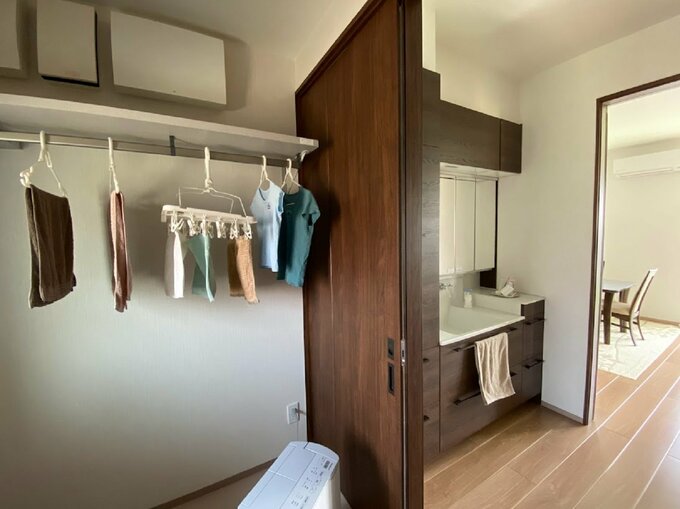 脱衣所と洗面所