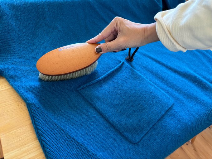 ブラシをかける