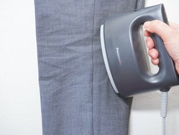 50代からは「衣類スチーマー」で清潔に。服をかけたままシワや加齢臭もすっきり