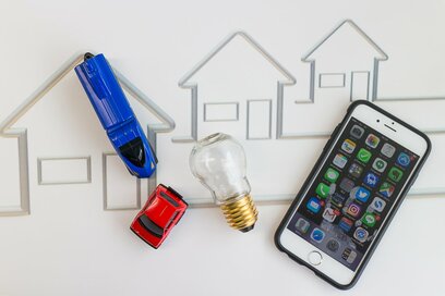 電力自由化は【セット割】で決まり！電気代以外の固定費もまとめて節約！