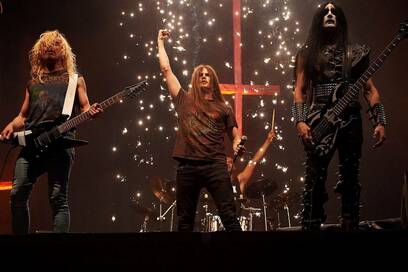 北欧はなぜヘヴィメタル天国？普段はシャイだからこそ…