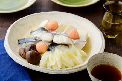 フライパンひとつで冬のごちそう。しっとりサワラのちり蒸し