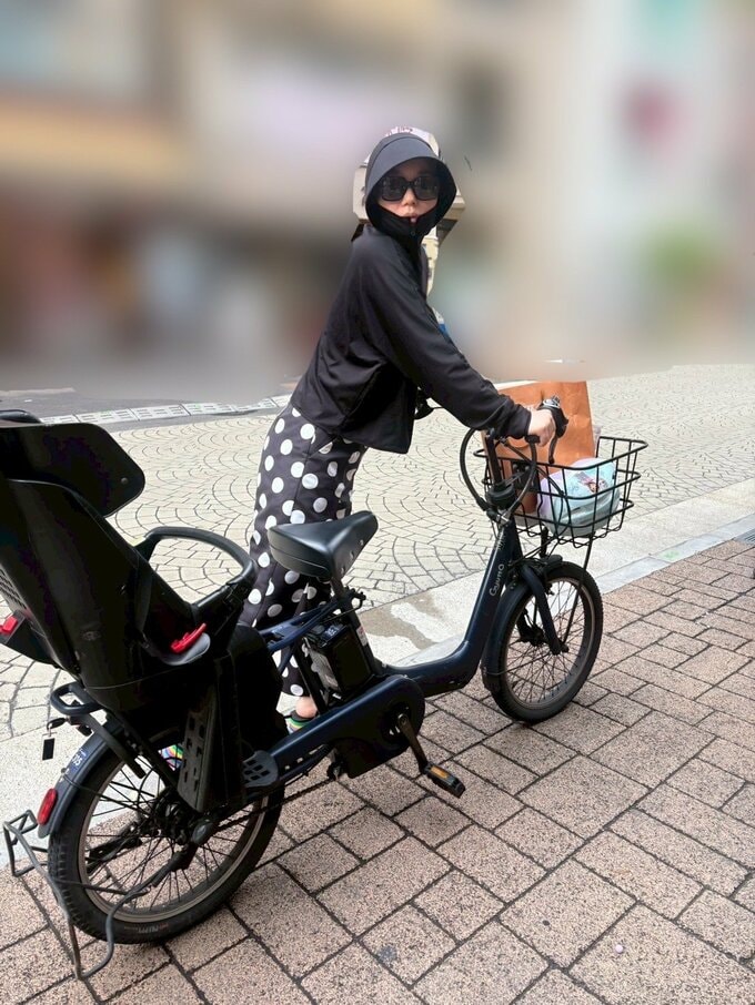 習い事の送り迎えをするノラさん