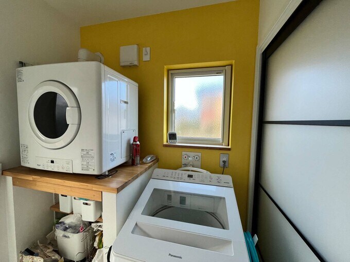 ランドリールームの窓