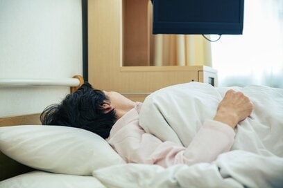 親が突然の入院、かかる費用は？介護・看護で「申請するともらえるお金」リストも