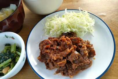 50代ふたり暮らしの献立は「味つけ肉」でもう悩まない。飽きずにおいしいメリット4つ