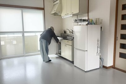 「ゴミ箱はもたない」母子3人の団地暮らし。苦手な家事を手放し、心も軽く：2025年4月トップ10