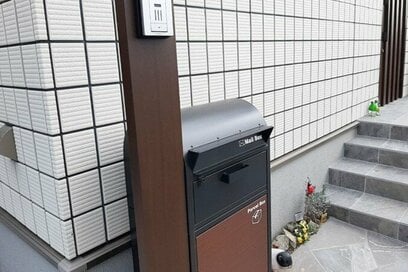 戸建ての自宅に「宅配ボックス」を設置したら、家族が使える自由な時間が増えた