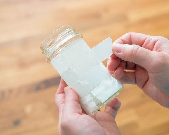 両面テープを巻きつけるように1周ずつはる