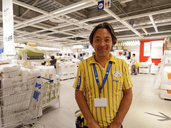 ベッド売り場ご担当の内田さん