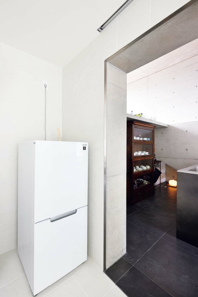 洗面所に冷蔵庫