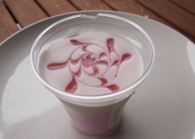 いちごのレアチーズ
