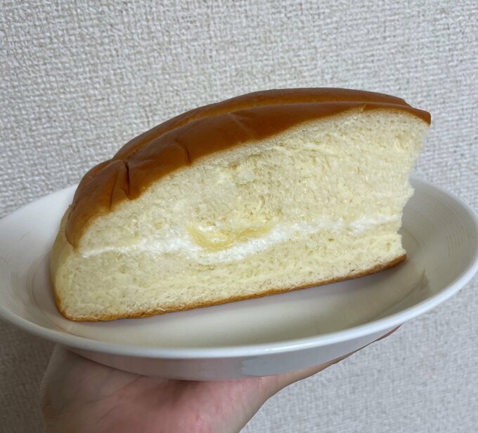 牛乳パン中