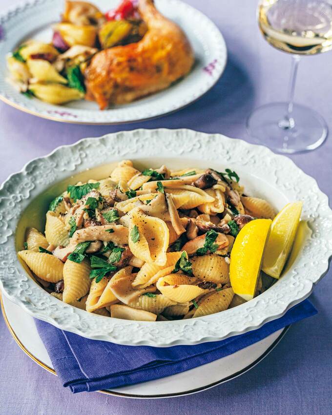 キノコのショートパスタ