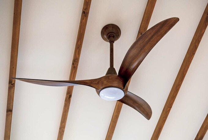 木製シーリングファン