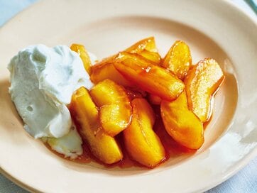 フライパンで簡単「キャラメルリンゴ」。おいしくないリンゴも、少ない材料で絶品おやつに／白崎茶会レシピ