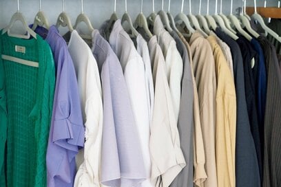 「年2万円」の節約に成功したクローゼット収納術。無駄遣い防止にアプリも活用