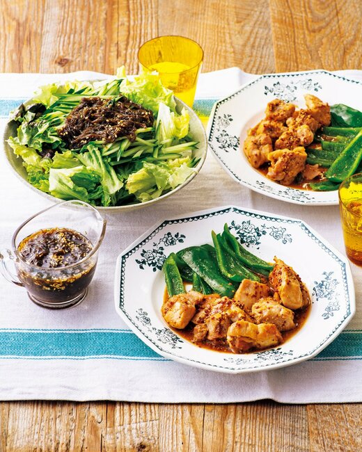 マスタードチキンとモズクドレッシングサラダの画像