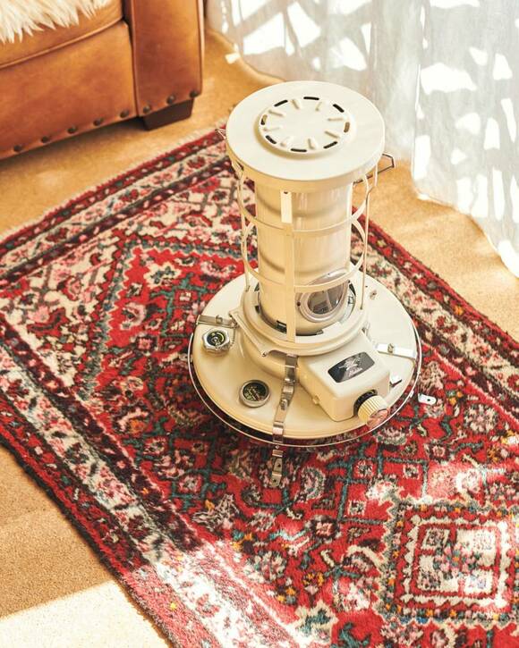 ペルシャじゅうたんとストーブ