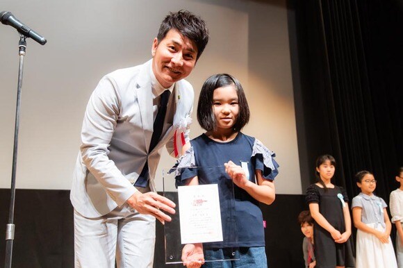 この日は、子ども部門の受賞者も発表に