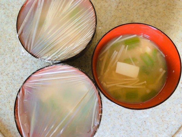 お味噌汁3つ