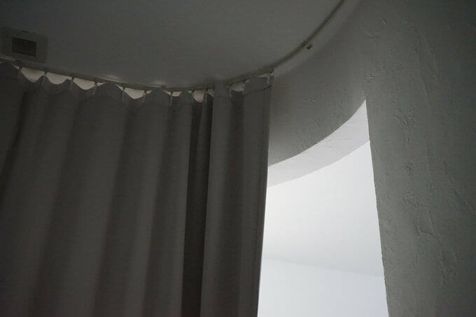 寝室のカーテン