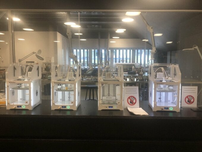 3Dプリンター4つ