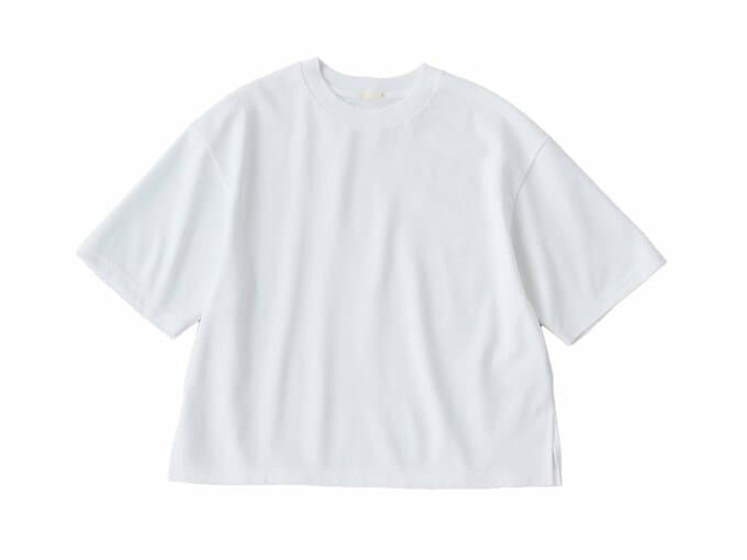 ジーユーの5分袖Tシャツ