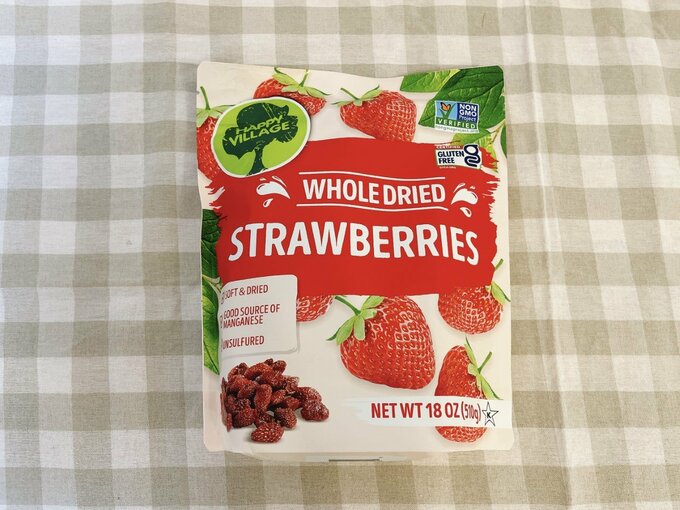 WHOLE DRIED STRAWBERRIES