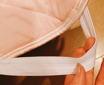 「布団の敷パッド」ゴムが伸びる問題をニトリが解決。暮らしをラクにする4つのアイデア