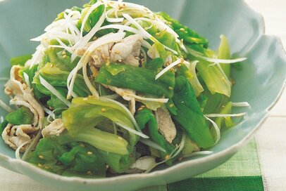 簡単で栄養満点「ゆでレタスと豚しゃぶのサラダ」。時短の秘訣は“ゆで方”／大庭英子さんのヘルシーレシピ