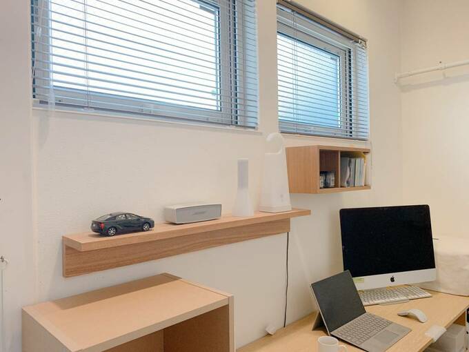 デスクコーナー