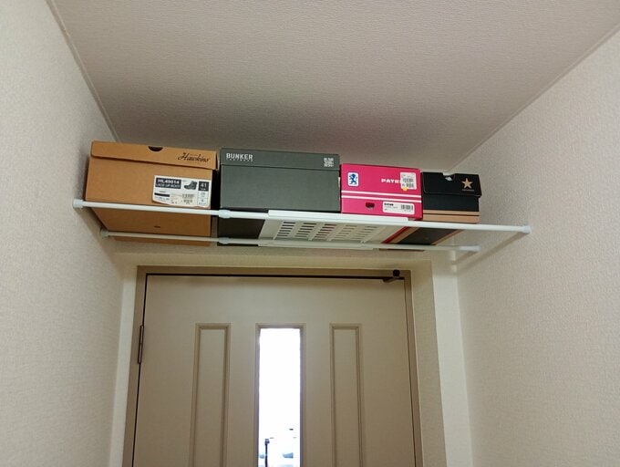 100均のつっぱり棒でつくった収納例