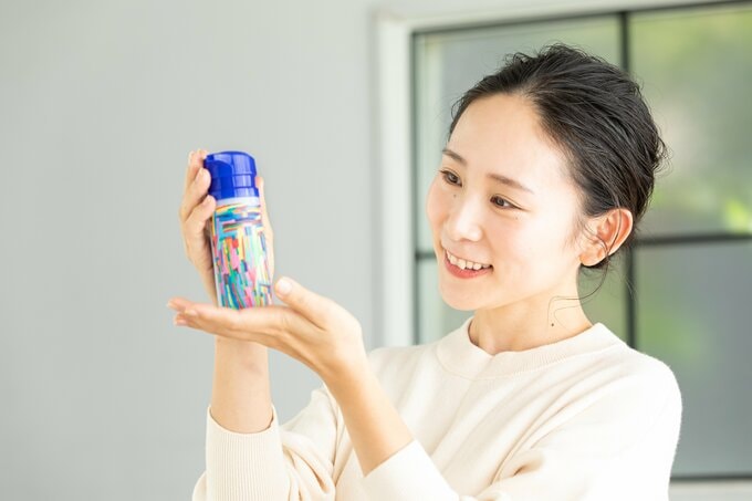 化粧品と女性