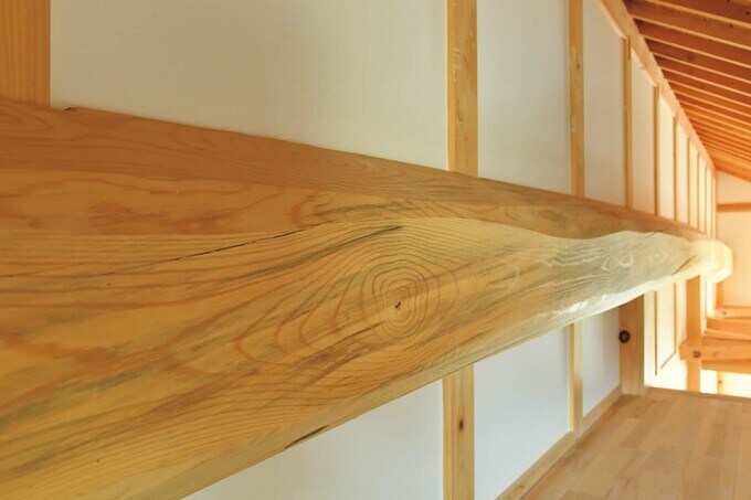 長さ10m強もある太鼓梁