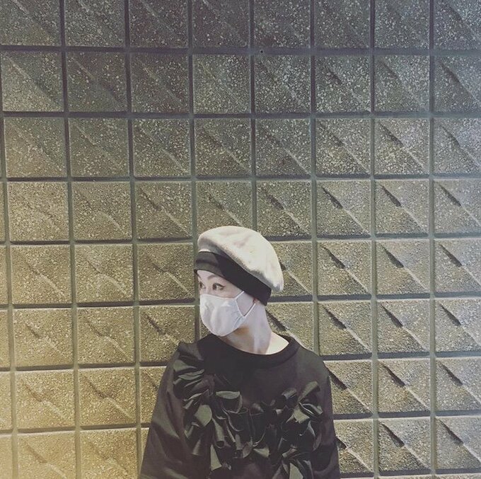 マスクをつけた女性