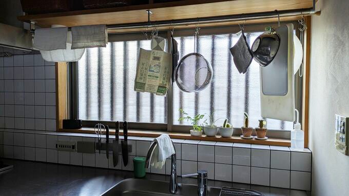 テーブルふきんとキッチンふきんもかけて収納しています