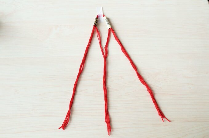 3分の1ずつ真ん中に寄せるような形