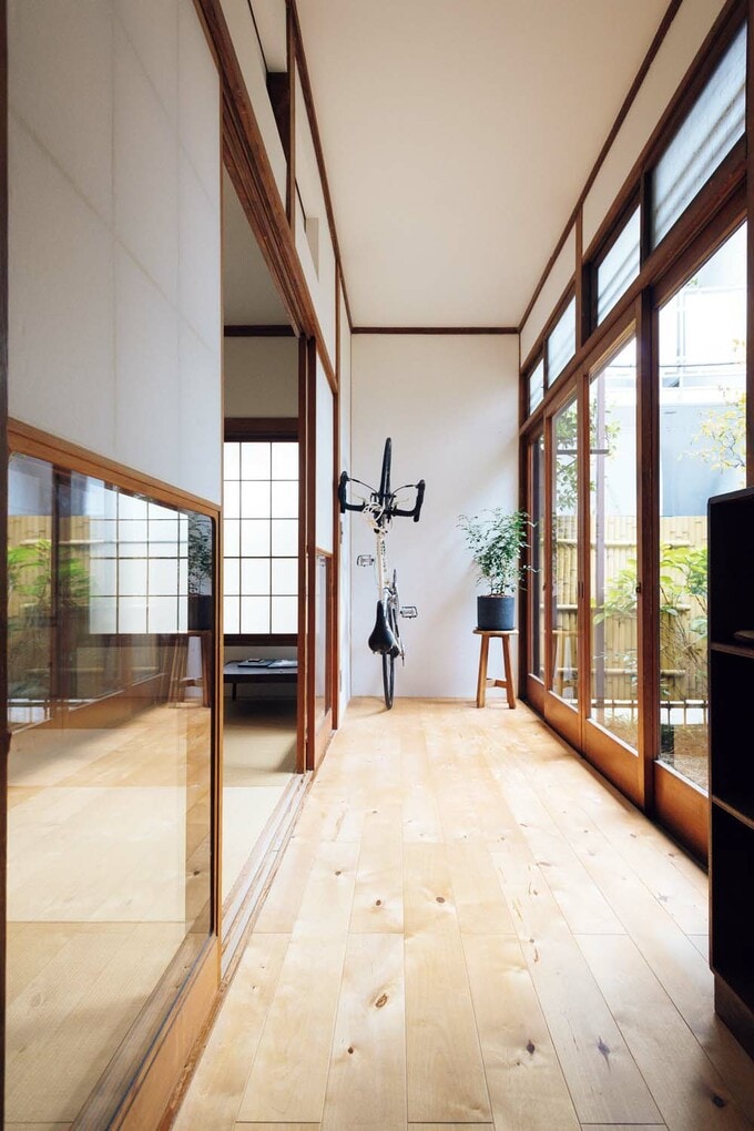 もとの建物の雰囲気や要素を残す