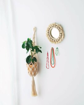 70年代に流行したアイテムが再燃！今どきの「マクラメ」インテリアに注目