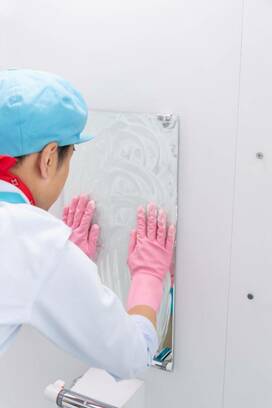 浴室が新築みたいにピカピカに。家事えもんの100円グッズ大掃除