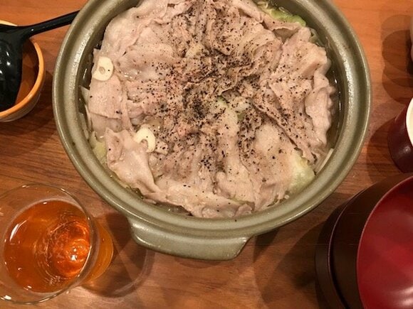 食卓ではすごい存在感!