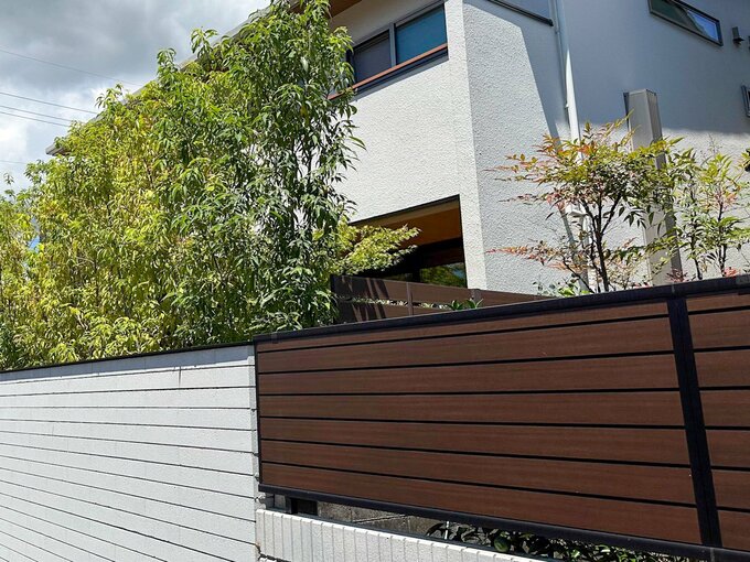 ブロック塀とボーダーフェンス