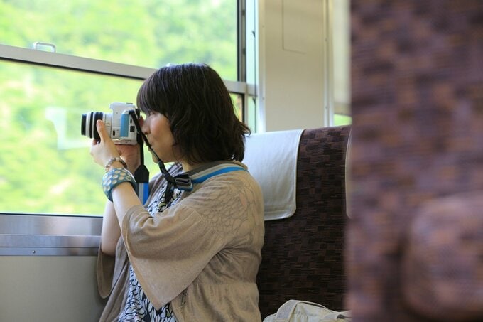 ひとり鉄道旅の達人、やすこーんさん