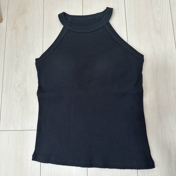 ホルターネックブラタンクトップ