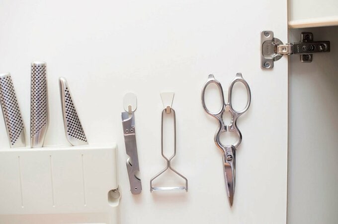 扉裏に切る道具